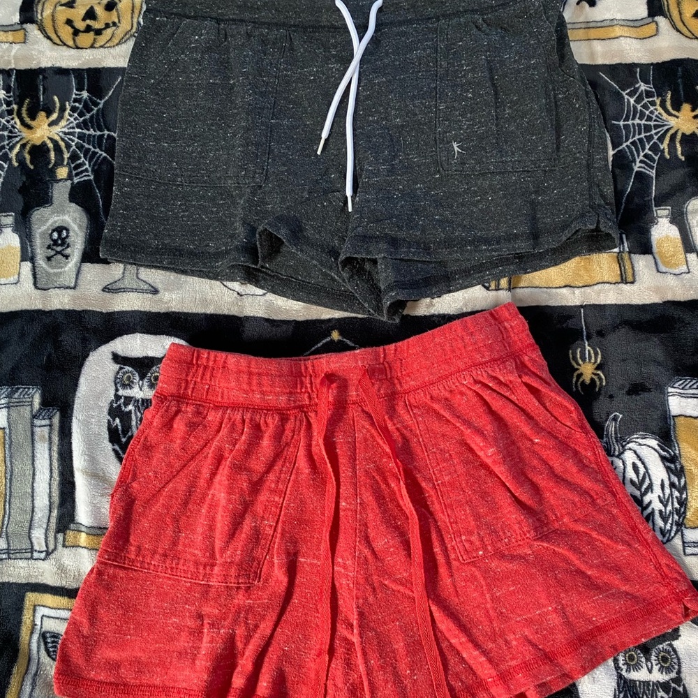 Cozy Knit Shorts Set - Black and Red